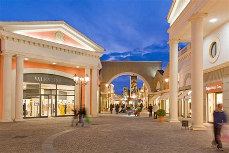 noventa outlet village prada|noventa outlet store.